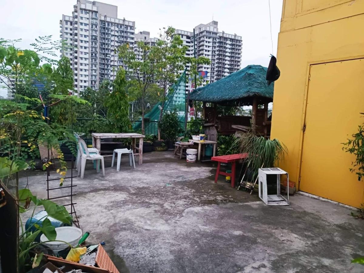 Mj Home Manila Bagian luar foto
